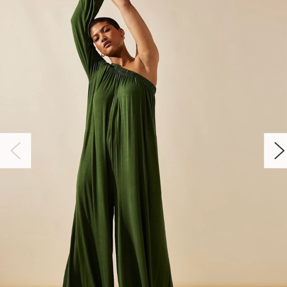 FREE PEOPLE NWT One-Shoulder Wide-Leg Jumpsuit in Olive Green SIZE SMALL